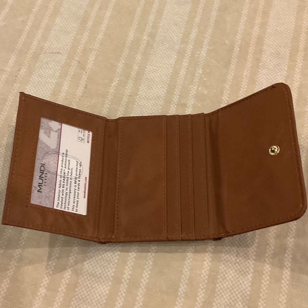 Mundi Tan Leather Wallet - Picture 2 of 3